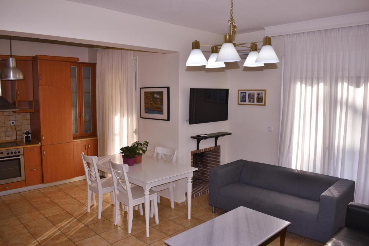 ペフコホリ Kripis Houseヴィラ エクステリア 写真